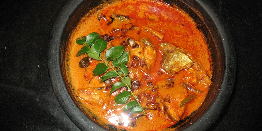 Meen Curry, a delicacy emerged from the fishing communities, is one of the best foods in Trivandrum