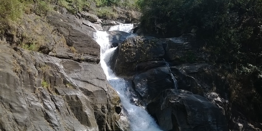 One of the best Wayanad Waterfalls, Visitors can relax and plunge into the water of Meenmutty Waterfalls.
