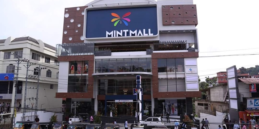 This place, with great street style shops, is amazing for shopping in Wayanad.