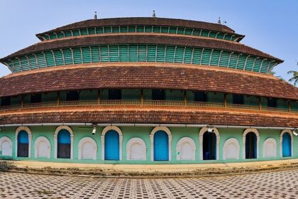 A colourful view of a Mosque in Kozhikode, which is one of the must-visit attractions.