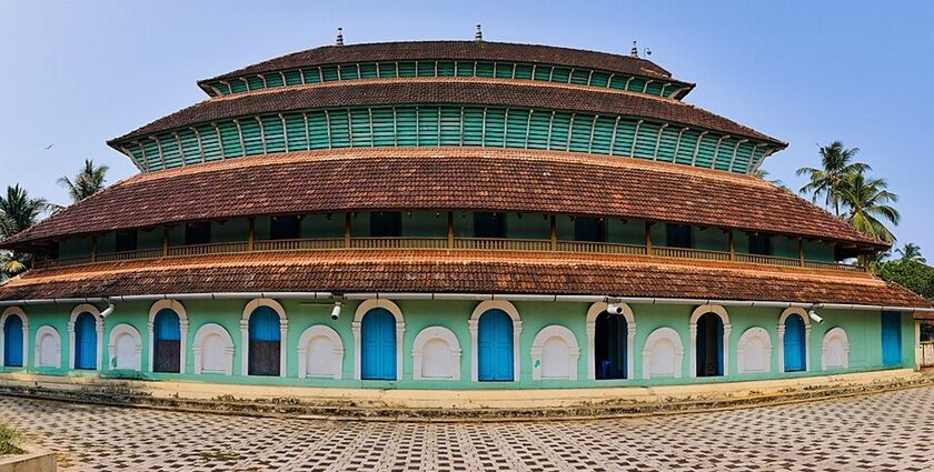 A colourful view of a Mosque in Kozhikode, which is one of the must-visit attractions.