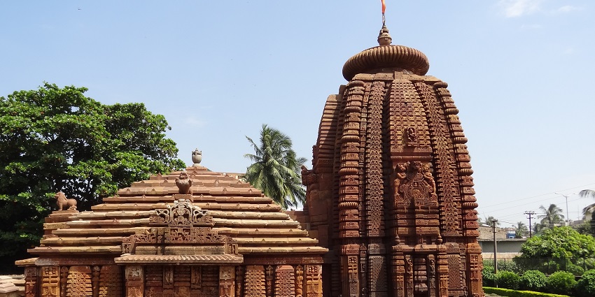 Dive into the rich cultural and historical heritage of hill stations in North India
