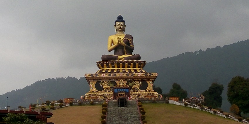 Namchi Monastery, a Buddhist monastery is one of the best places to visit near Gangtok.