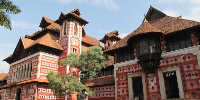 Napier Museum and Art gallery- one of the historical places to visit in Trivandrum for couples