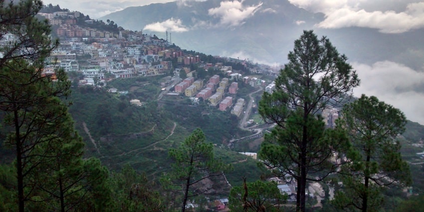 New Tehri houses the famous Tehri Lake which provides tranquility and serenity to the tourists.