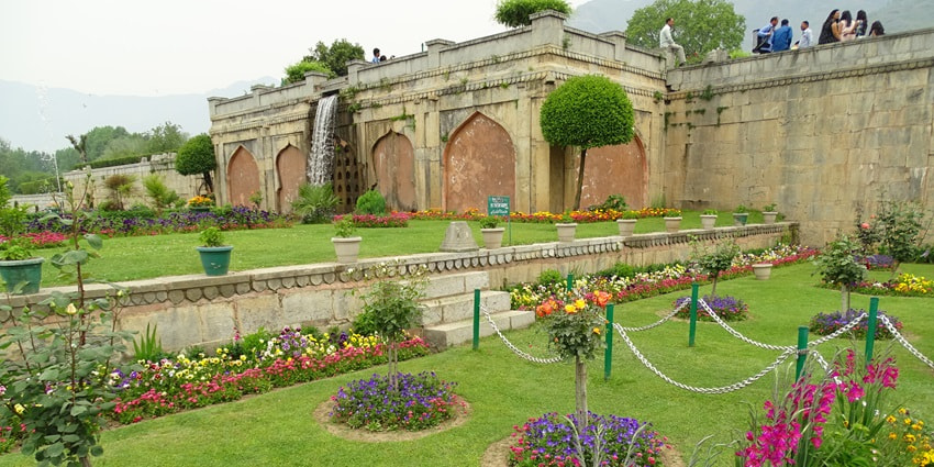 Image of Nishat Bagh Garden in Srinagar, Jammu & Kashmir, India - Places to visit Srinagar