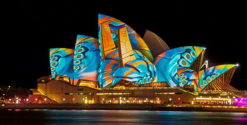 A beautiful picture of Opera House, a very popular tourist hotspot in Sydney, Australia