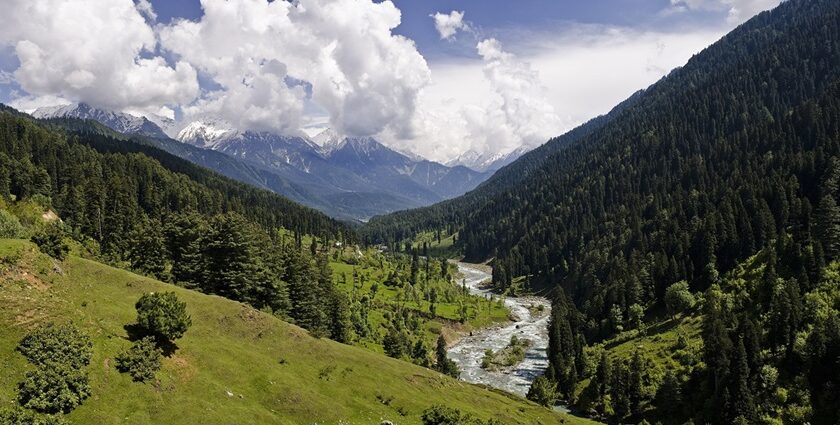 An long shot of the Pahalgam Valley in Kashmir on a bright sunny day.