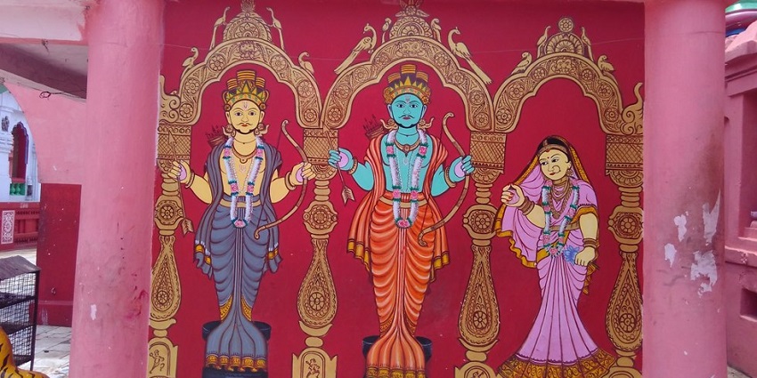 The Krishna Leela and Rama Leela paintings of the Raghunath Temple are a heavenly sight