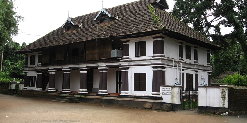 Pambummekkatu Mana temple is one of the best places to visit in Chalakudy, Kerala.