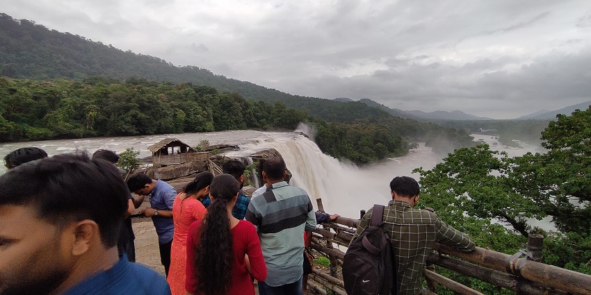 Immerse yourself in the panoramic views of Athirapally Waterfalls, a mesmerising site.