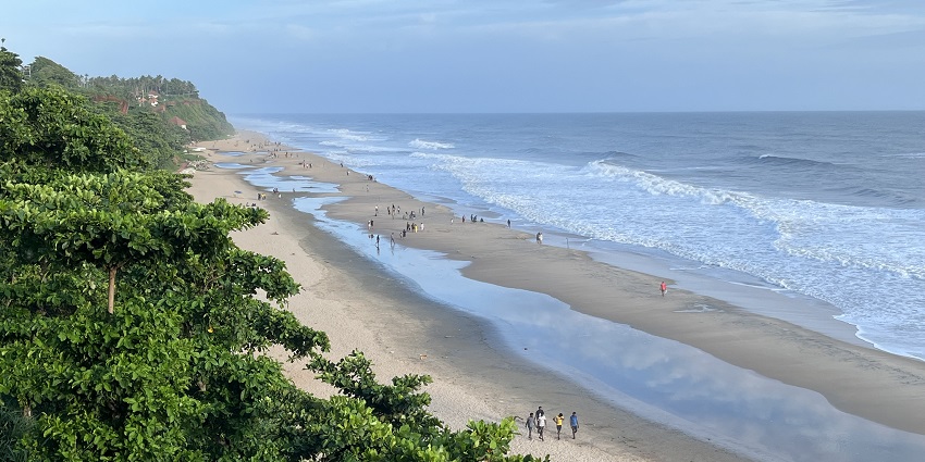 This beach is one of the best in Kerala when it comes to beauty ,tranquillity and relaxation.