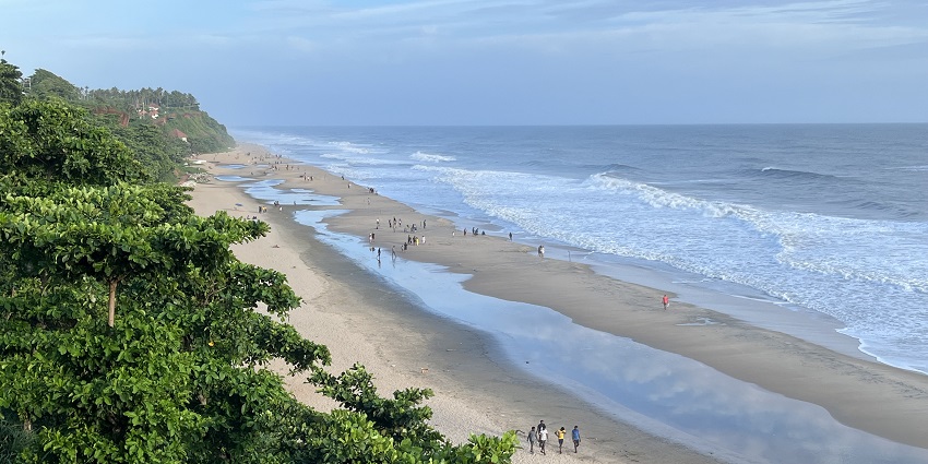 This beach is a ideal place for a coastal retreat adding to your thrilling experience in the sky