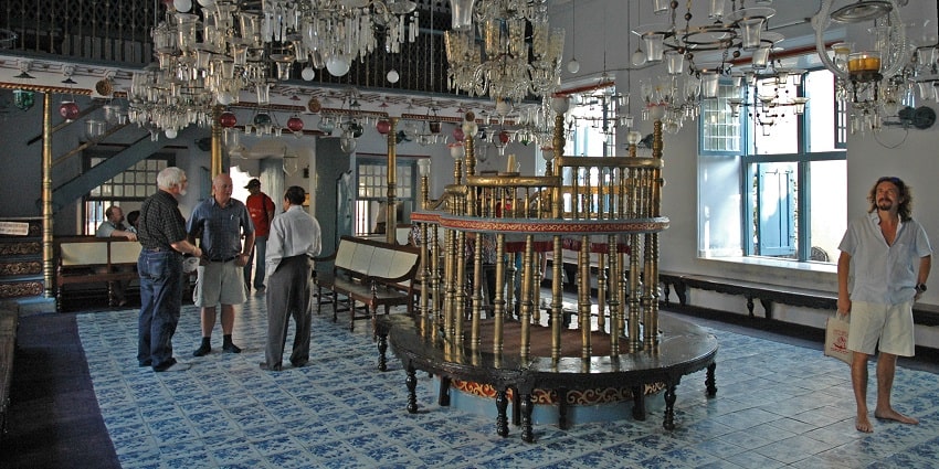 Interior view of the Jewish Synagogue which is one of the places to visit in Mattancherry