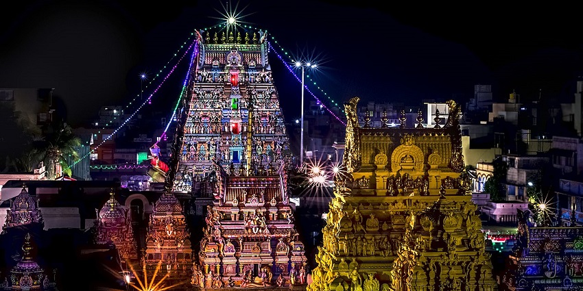 Dedicated to Lord Krishna, this temple is among those revered places to visit in Guruvayur.