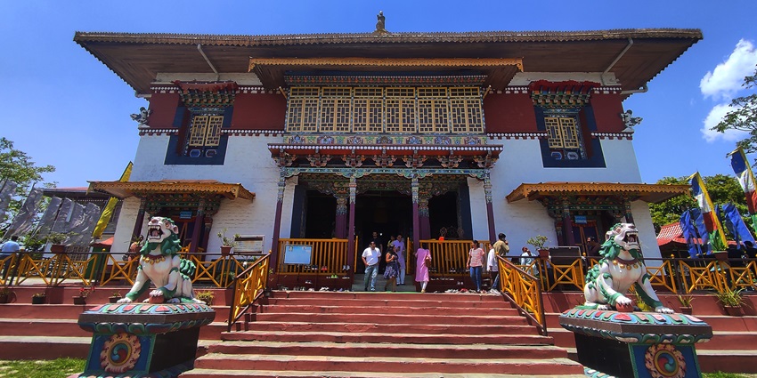 Pelling Monastery is one of the best places to visit near the Kanchenjunga Falls.