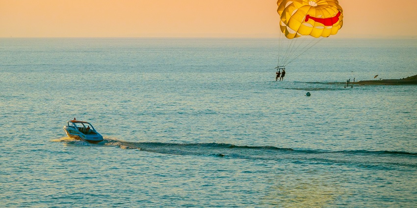 Bear a few points in mind before going parasailing during your tour to Andaman.