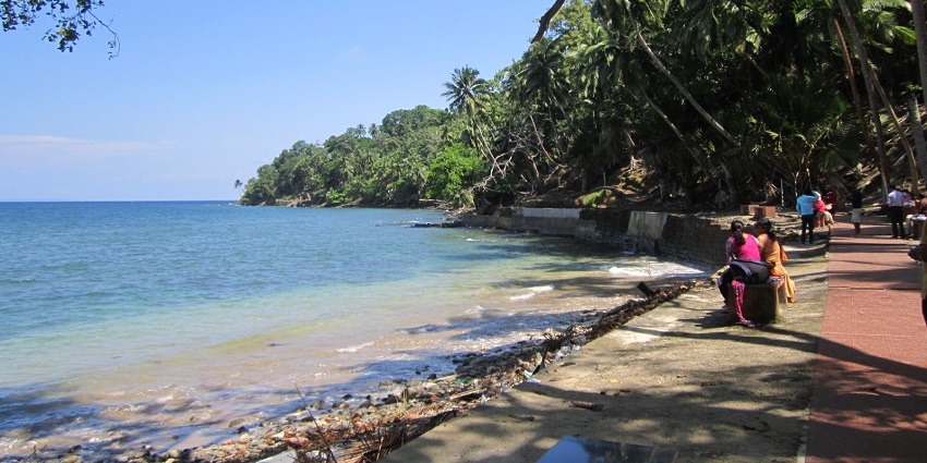 Trekking to this mini island is a must-try activity for every kind of traveller.