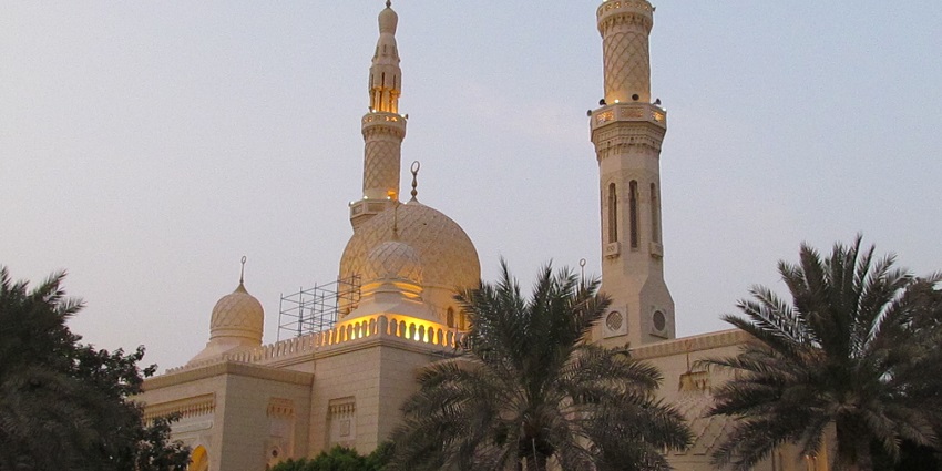 Beautiful picture of the Jumeirah Mosque