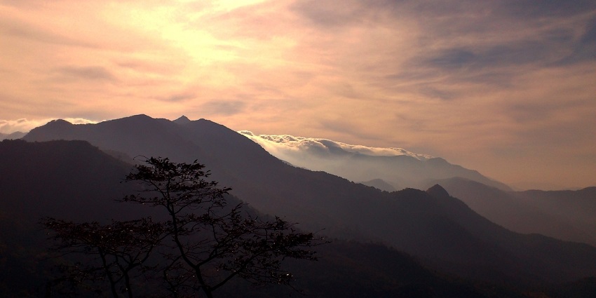 Majestic sunset view from Ponmudi the one of the best places to visit in summer in Kerala