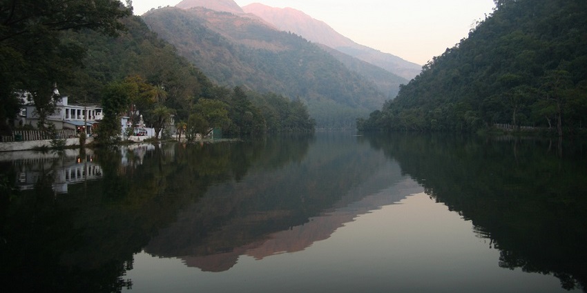 Enjoying a boat ride at Renuka Lake is one of the best things to do in Nahan town.