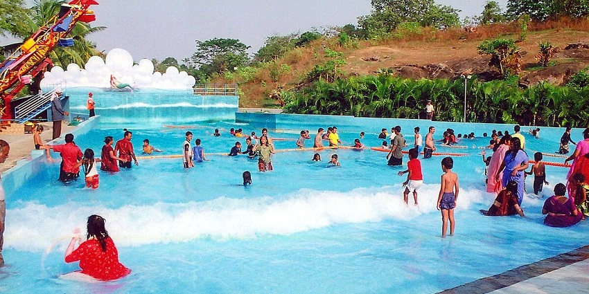 The wave pool of Water Kingdom - one of the largest water parks in India, yet also Asia