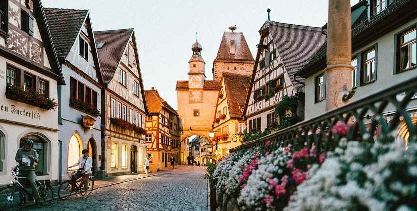 Captivating view of the streets with old-world charm in Rothenburg ob der Tauber, Germany