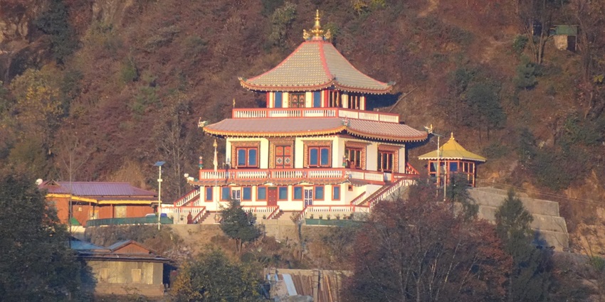 One of the best places to visit near Gangtok for spiritual solace is the Rumtek Monastery.