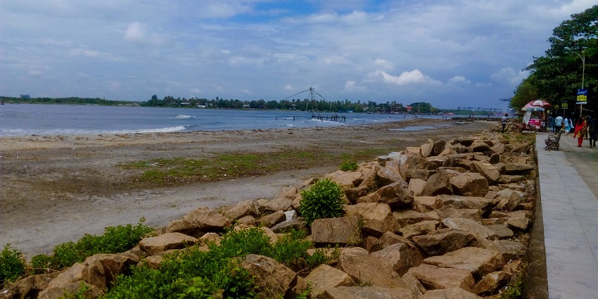 Veeran puzha beach is an ideal place for a coastal getaways from the chaotic city life