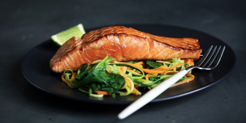 North Bay Island offers various scrumptious food and authentic flavours to the tourists.