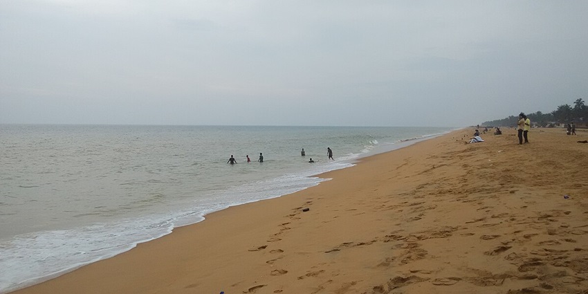Scenic evening view of Shankumugham Beach during the sunset and cloudy sky