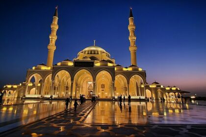 Night View of the Sharjah Mosque