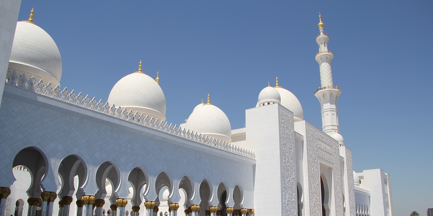 Sheik Zayed Grand mosque is one of the places to visit in UAE to seek blessings