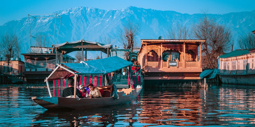 Top places to visit in Kashmir in April include Srinagar where you can try Shikara rides.