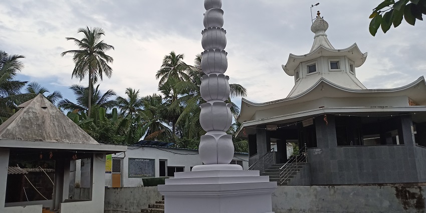 Shree Saraswathy Temple is renowned for its annual festival in Navaratri which fills the air with vivid and pure vibes.