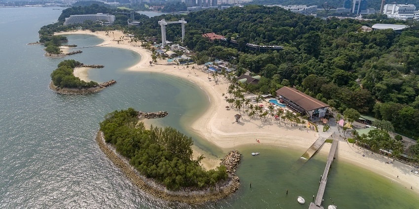 Siloso Beach is one of the best places to visit in Sentosa Island for leisure activities.