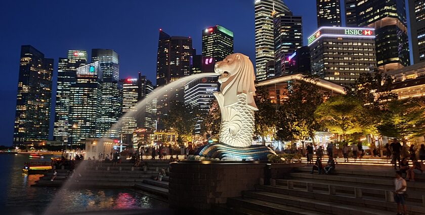 Stunning view of the Singapore Skyline during the night with colourful lights all around.