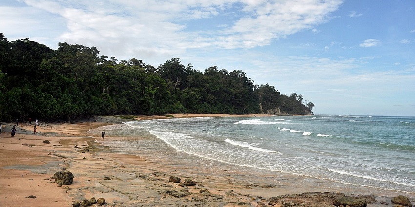 If you want to experience tranquillity, head to Sitapur Beach in Andaman & Nicobar.