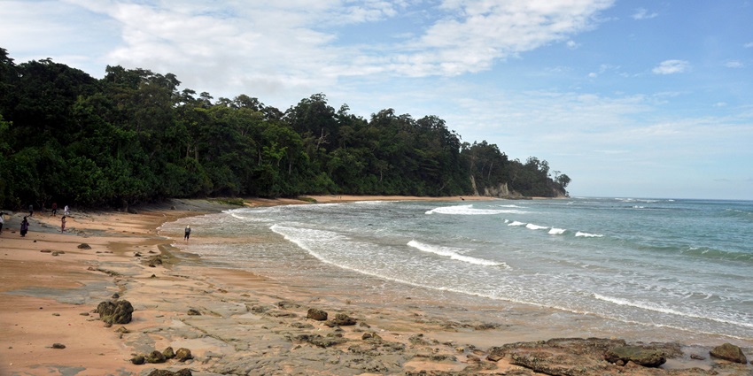 Beautiful waves on the shore of Sitapur - one of the top places to visit in Andaman