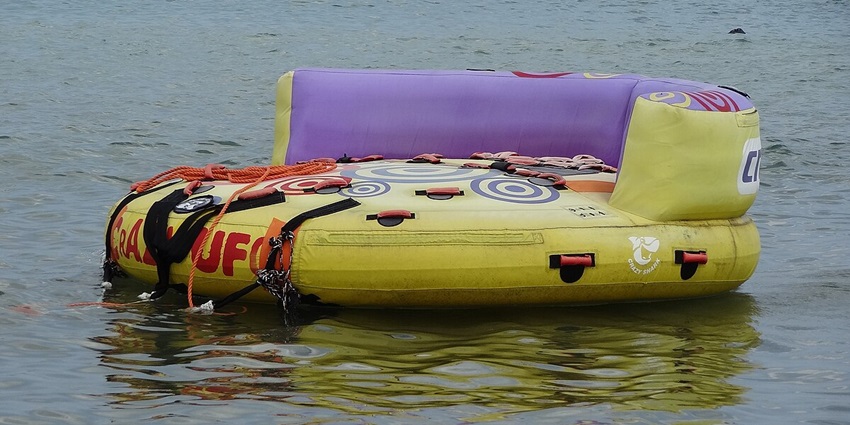 Sofa rides are one of the unique adventurous activities you can try in Andaman.