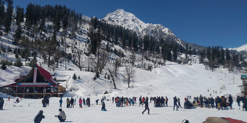 Enjoy the panoramic view of Solang Valley on your trip Hadimba Temple in Manali.