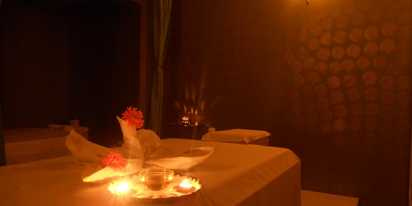 Take a relaxing massage to heal - one of the best things to do in Bir