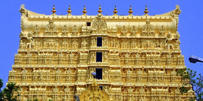 The stunning architecture of Sree Padmanabhawamy Temple, near Parasurama Temple.