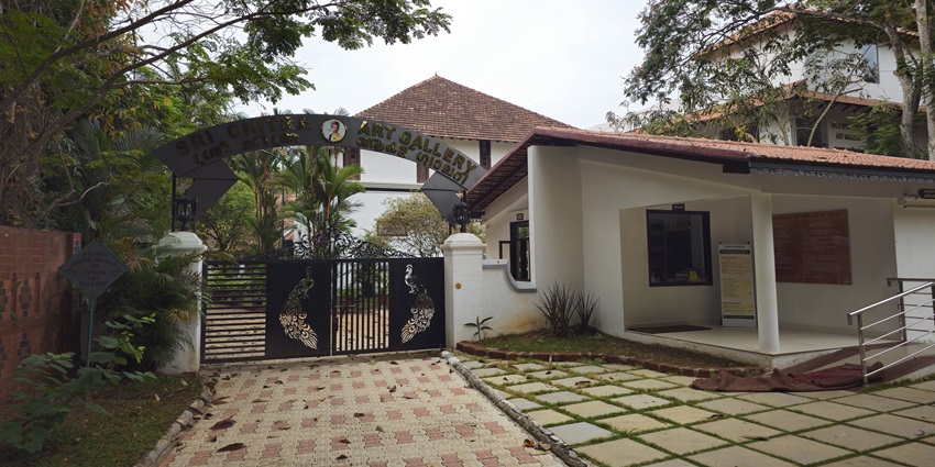Sri Chitra Art Gallery of Kerala is the centre for all the artists and art admirers