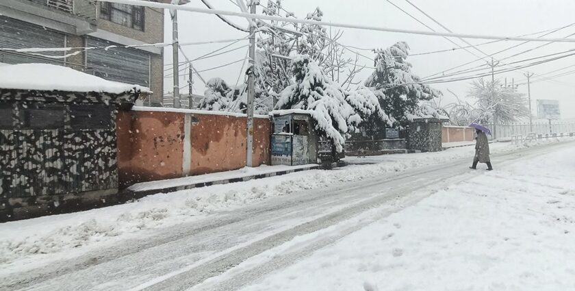 View of Kashmir in snow, one of the best places to visit in Srinagar in December