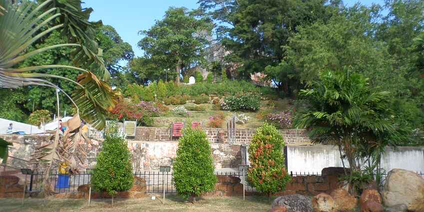 Hop on to the serene St. Paul’s Hill to cherish some panoramic views of the region.