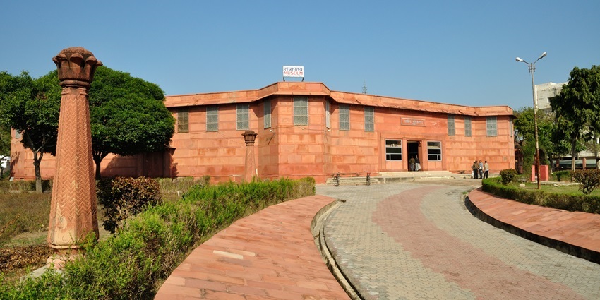 With rare mummies and unique artefacts, State Museum is a popular museum in India.