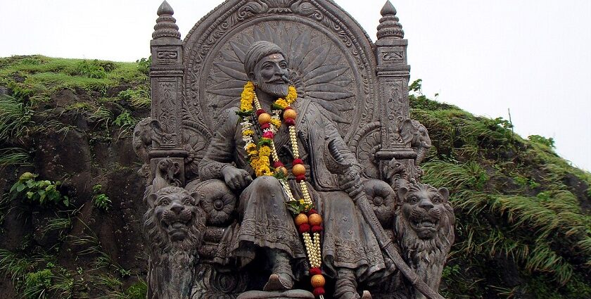 The beautiful live statue at Chhatrapati Shivaji Maharaj Fort of Raigad