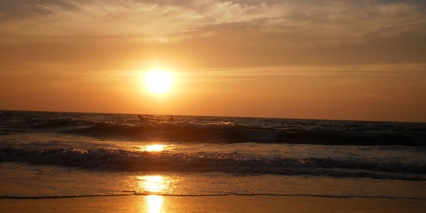 Cherai beach is one of the most picturesque places to visit in Kochi in november