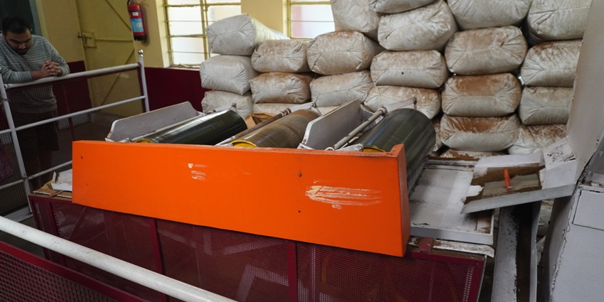 Learn about some important facts about tea at the Tata Tea Museum in Munnar, a must-visit.